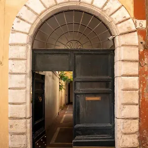 N - Space Modern Guestrooms Roma